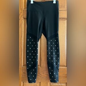 Old Navy Black Leggings with gold palm trees and mesh cut outs. Sz L.